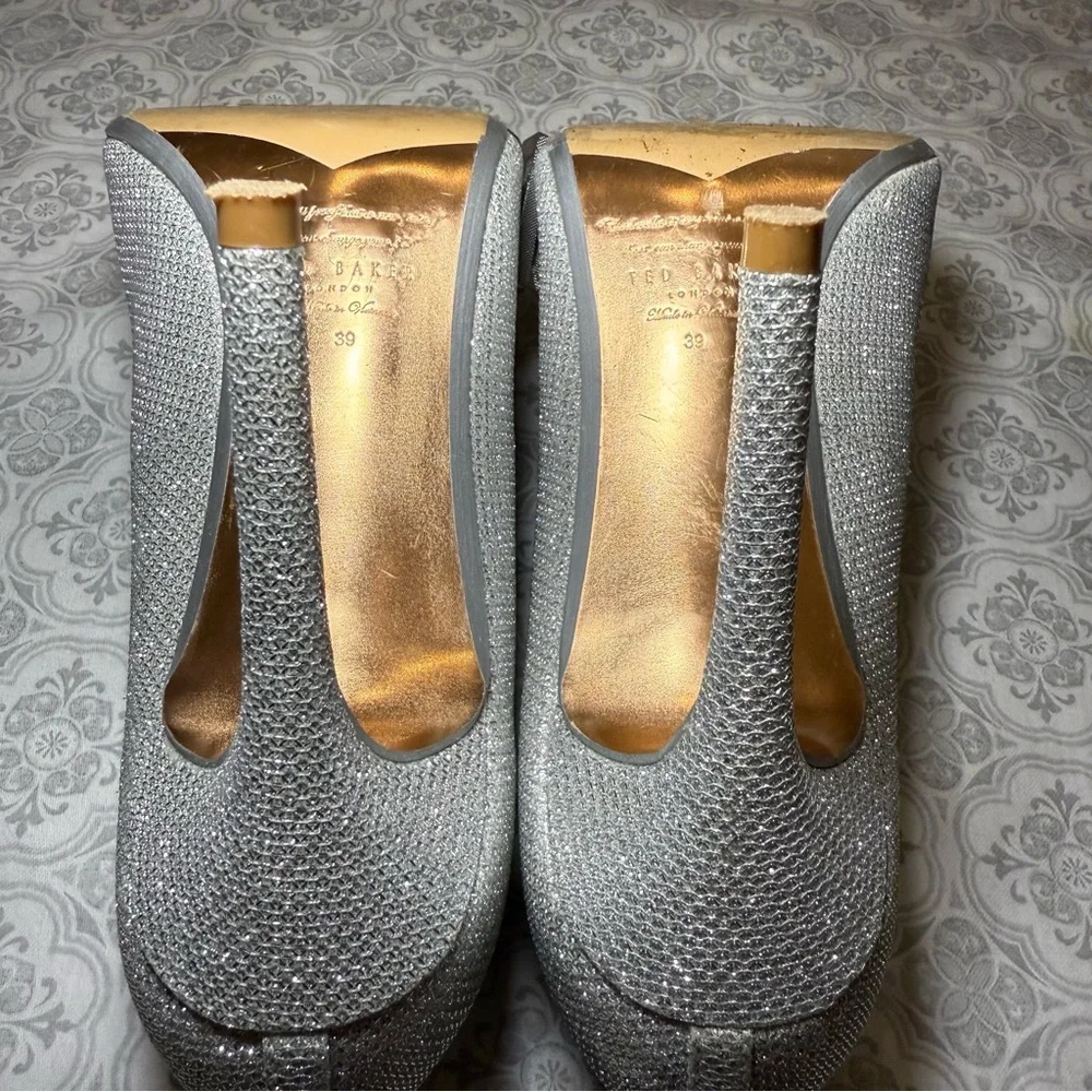 Ted Baker London Lurex Bow Pointed Toe Pumps Sz 39 Silver Glitter Heels